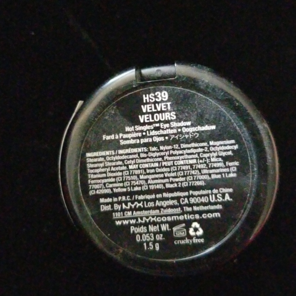 Eyeshadow - Picture 3 of 3